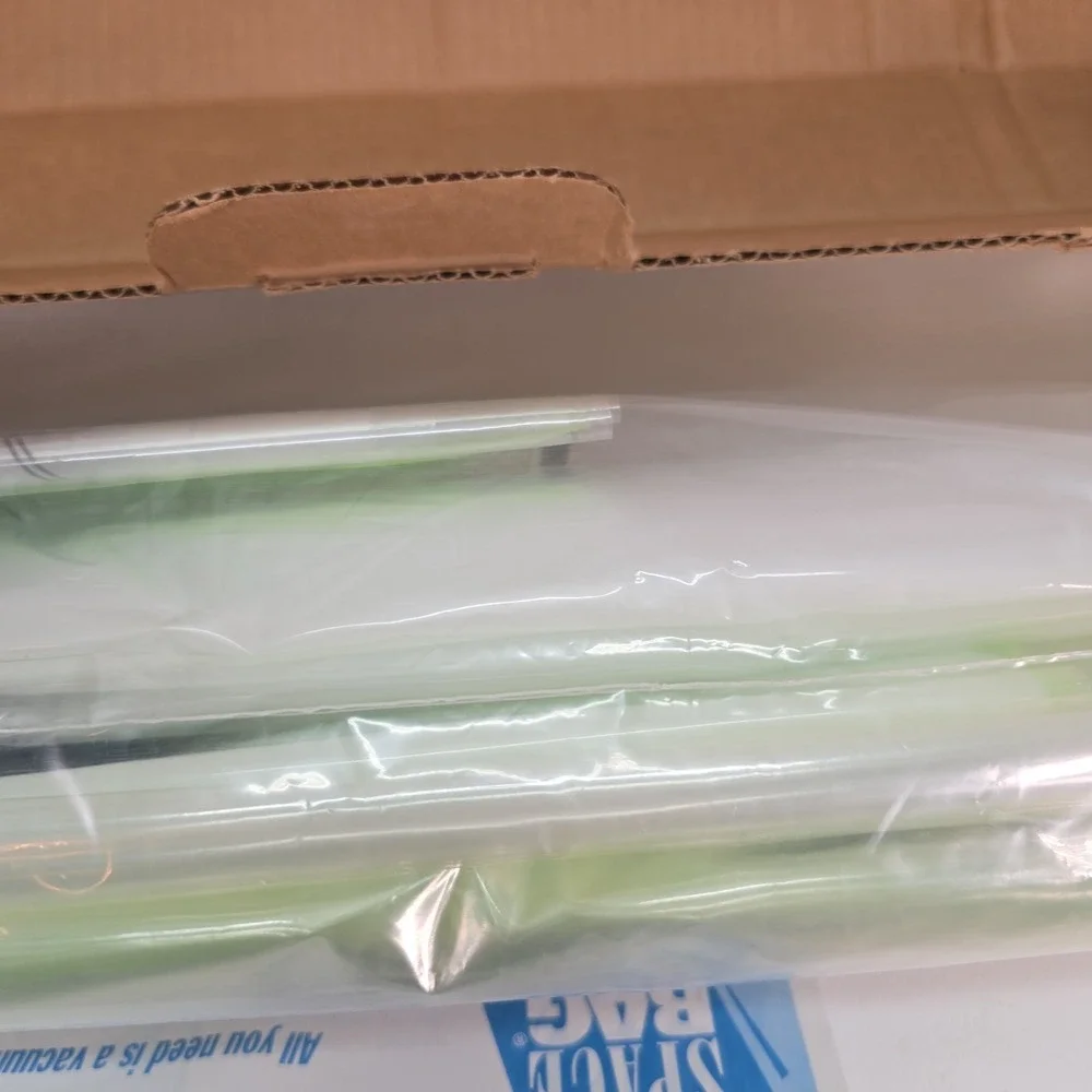 Space Bag Vacuum Seal Storage Space Saver Use w/Vacuum Cleaner 2 M 4LG & 2XL Bag